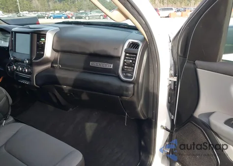 2019 Ram 1500 Big Horn/Lone Star 4X4 6'4 Box from USA, damaged, VIN 1C6SRFBT6KN530480